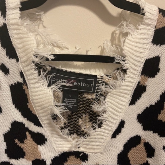 Animal print sweater - Picture 3 of 3